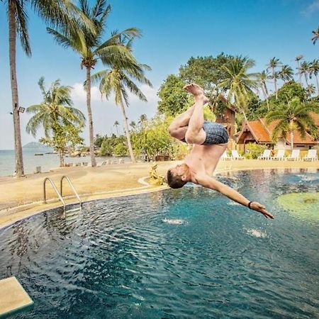 Grand Sea Beach Resort Haad Rin Exteriör bild