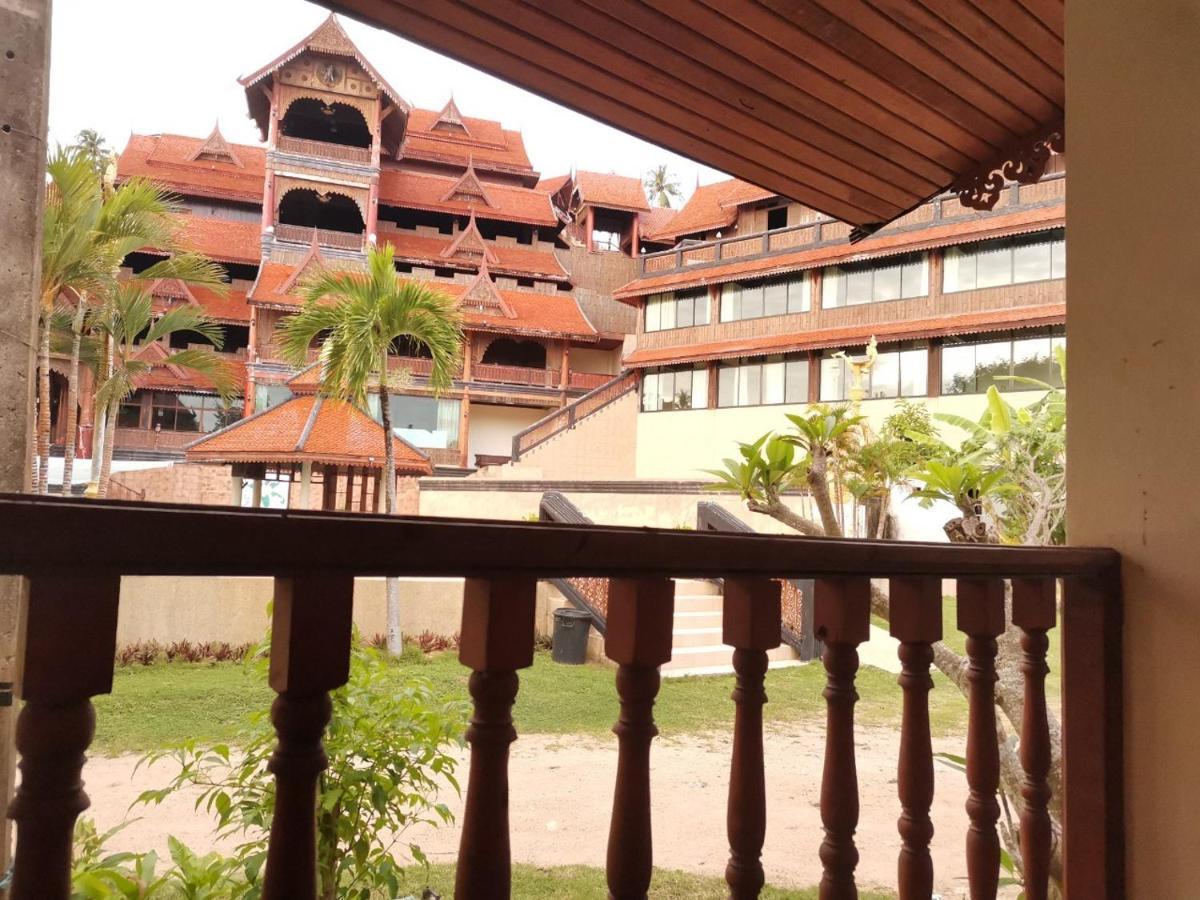 Grand Sea Beach Resort Haad Rin Exteriör bild
