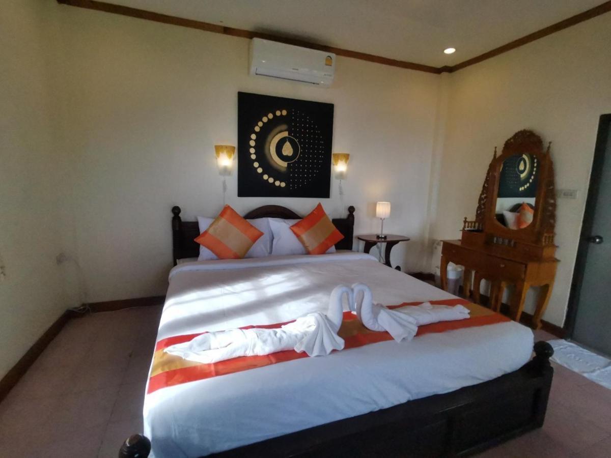 Grand Sea Beach Resort Haad Rin Exteriör bild