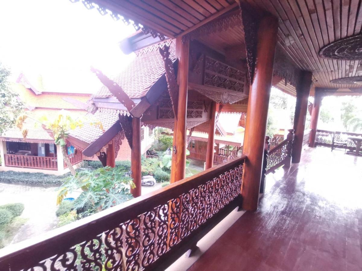 Grand Sea Beach Resort Haad Rin Exteriör bild
