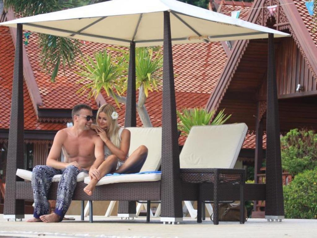 Grand Sea Beach Resort Haad Rin Exteriör bild
